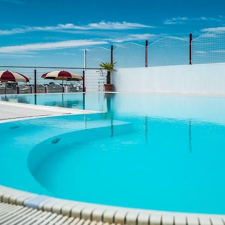 Hotel Vienna Lignano Sabbiadoro Eksteriør billede