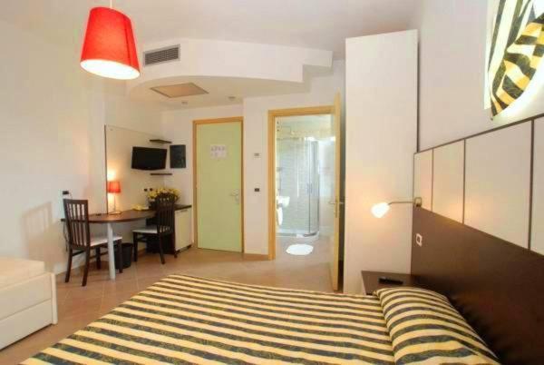 Hotel Vienna Lignano Sabbiadoro Eksteriør billede