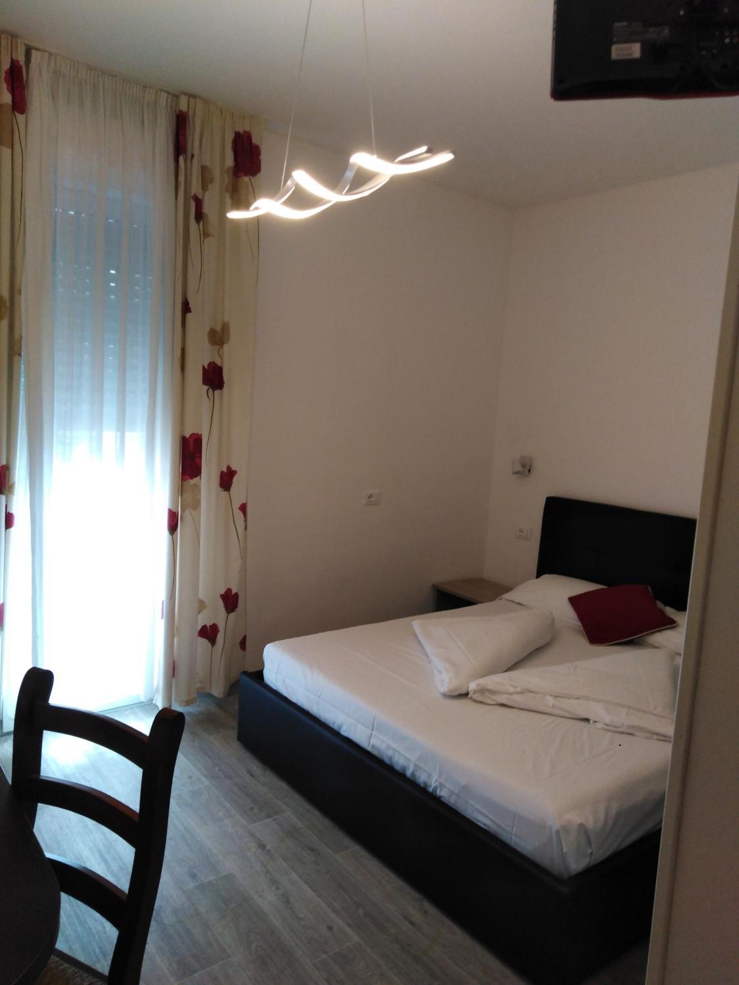 Hotel Vienna Lignano Sabbiadoro Eksteriør billede